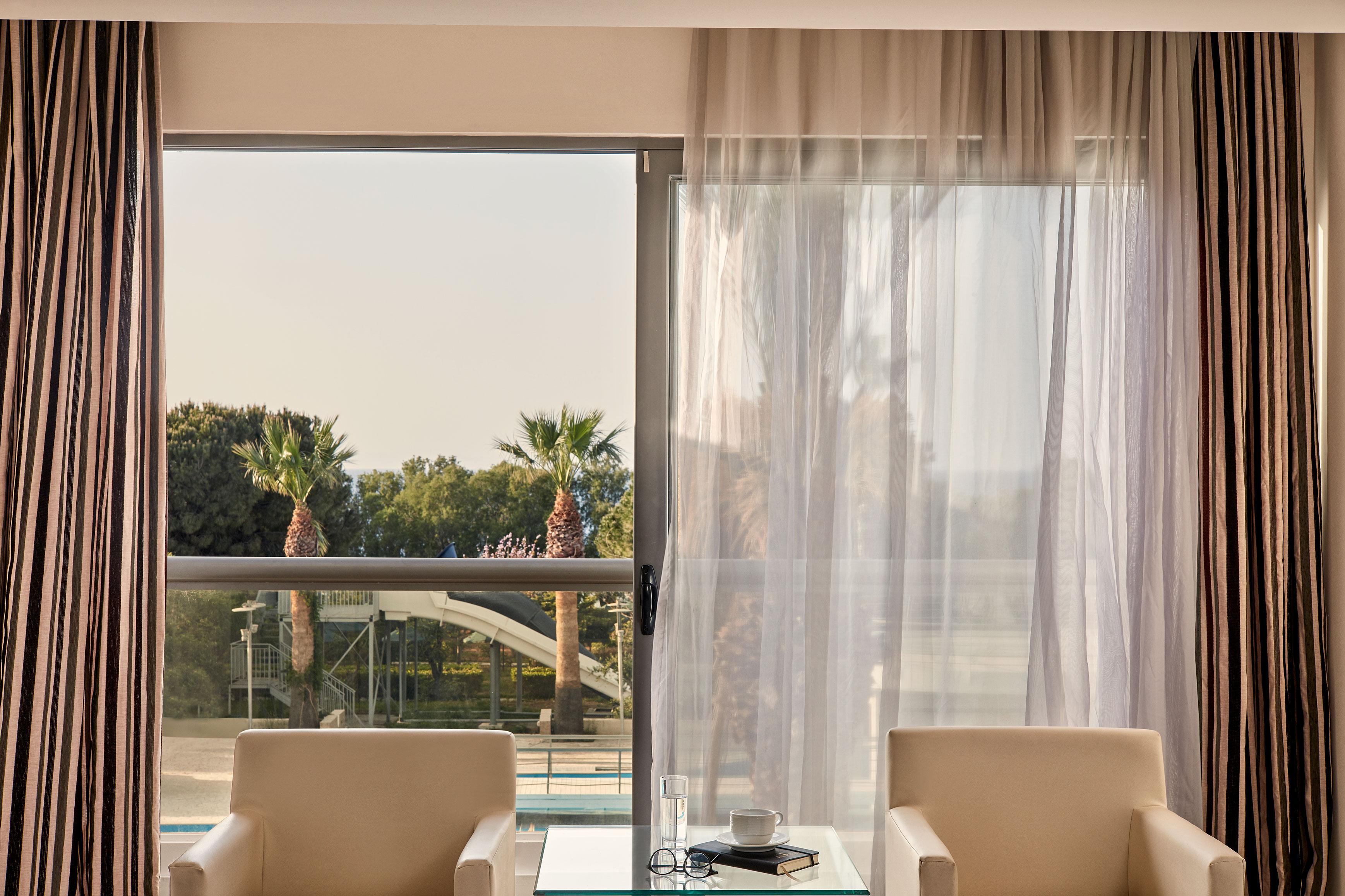 All Senses Ocean Blue Sea Side Resort クレマスティ エクステリア 写真