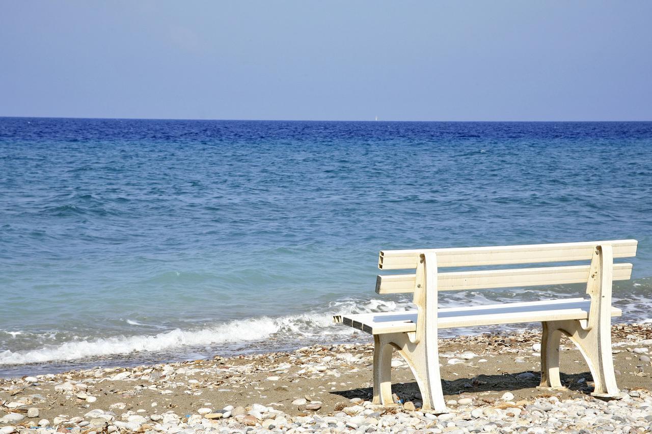 All Senses Ocean Blue Sea Side Resort クレマスティ エクステリア 写真