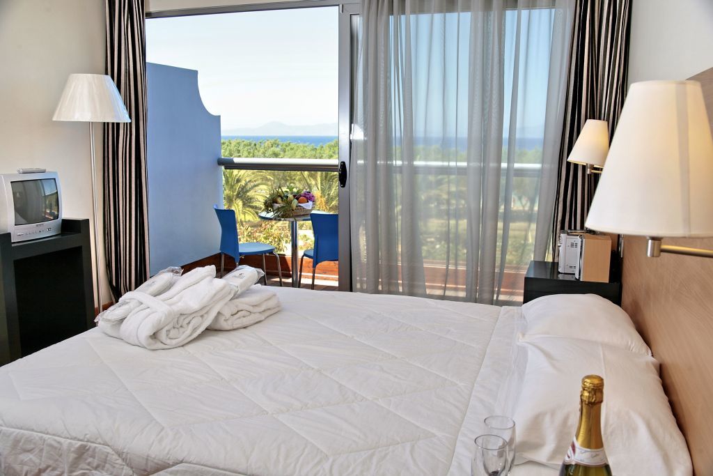 All Senses Ocean Blue Sea Side Resort クレマスティ エクステリア 写真